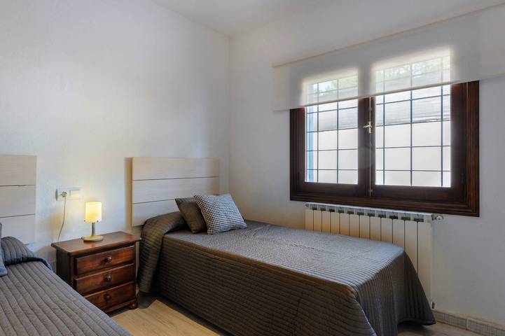 Ferienhaus für 8 Personen, mit Garten in St Llorenc de Balafia - 4