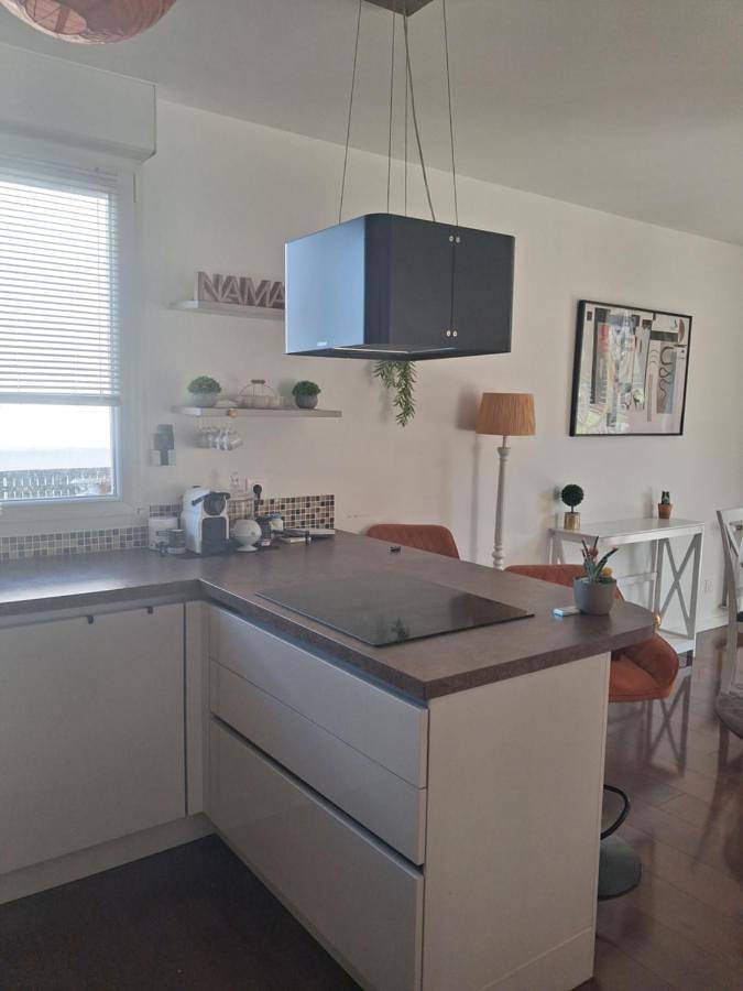 Sunny home close to the beach in Houlgate, Lisieux und Umgebung