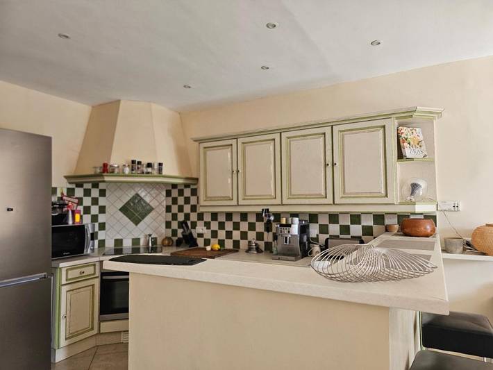 Chambre d’hôte pour 13 personnes, avec jardin ainsi que piscine et vue, animaux acceptés dans le Vaucluse - 4