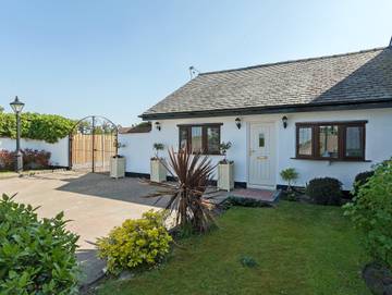 Cottage for 4 People in Lancashire, North West England, Photo 1