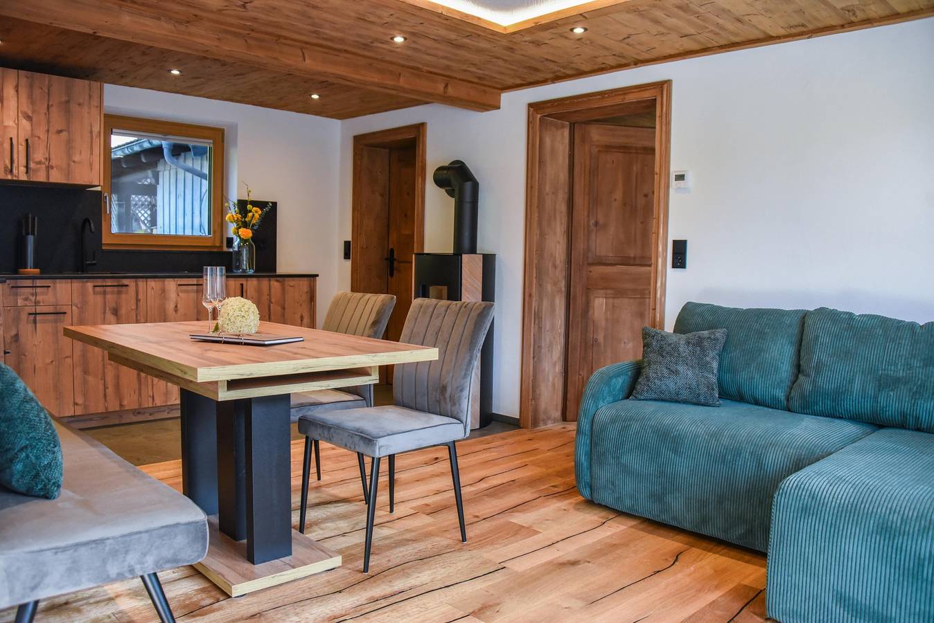Ganze Ferienwohnung, Familienhof Angerer - Chalet Suite Lebensfreude in Göllstock, Berchtesgaden