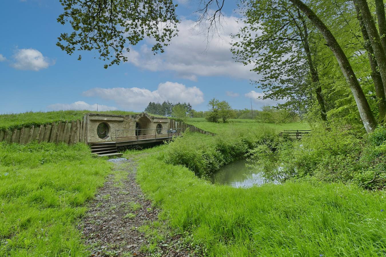 Gîte insolite - Pour 5 en pleine nature in La Haie-Traversaine, Mayenne