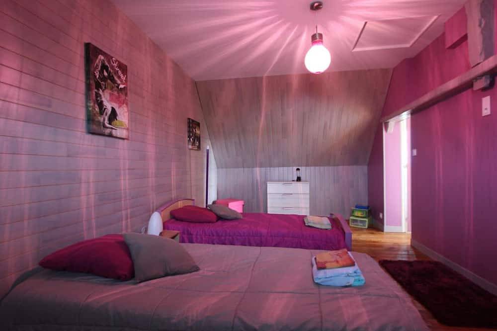 Maison confortable avec jardin et animaux acceptés au pied du Mont Saint-Michel in Huisnes-sur-Mer, Baie du Mont-Saint-Michel