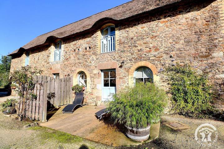 Gîte pour 3 personnes, avec Terrasse ainsi que Jardin et Vue à Saint-Jouan-des-Guérets
