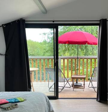 Chambre d’hôte pour 2 personnes, avec jacuzzi ainsi que terrasse et jardin dans les Landes