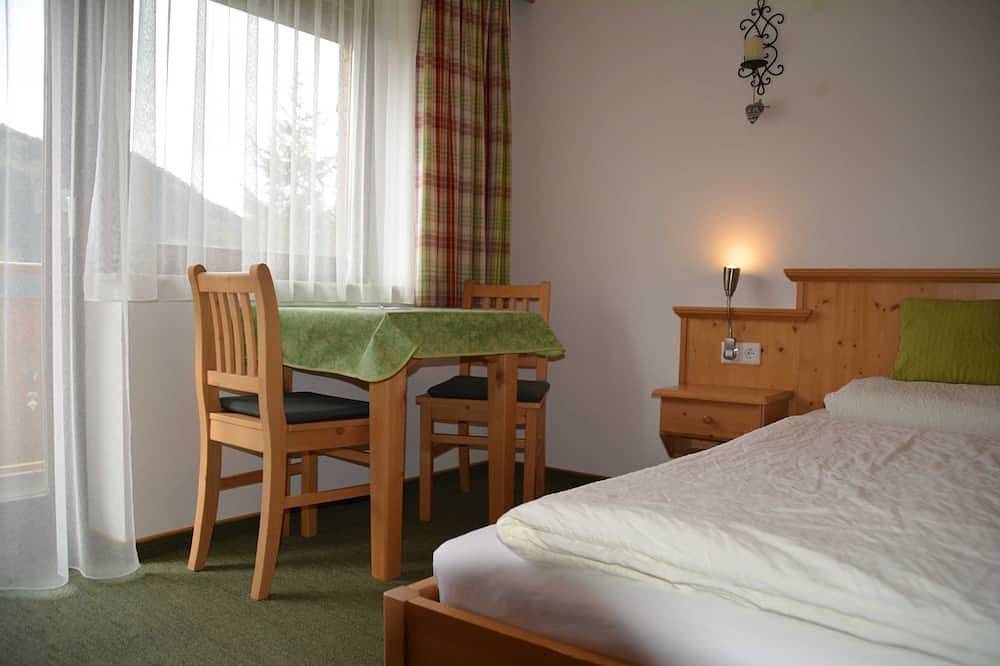 Ganze Wohnung, Doppelzimmer Berggeflüster - Haus Lorenz in Grän, Allgäuer Alpen (Österreich)