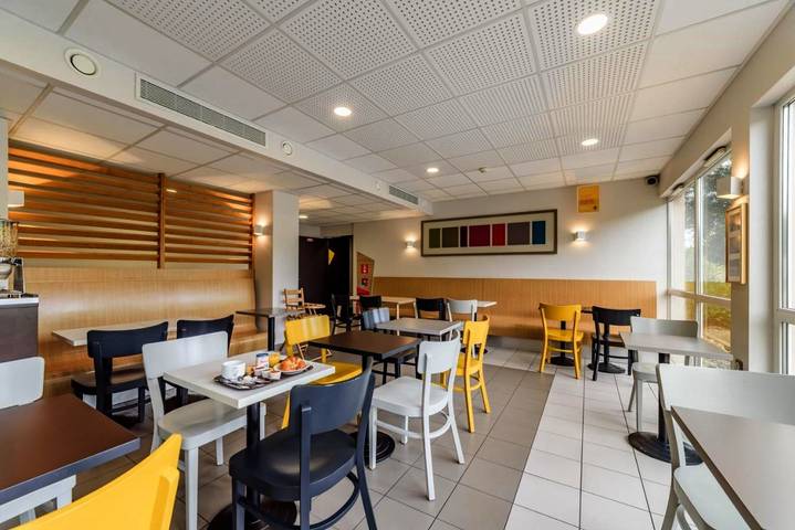 Hôtel pour 2 personnes, avec vue et terrasse, animaux acceptés à Belfort - 2