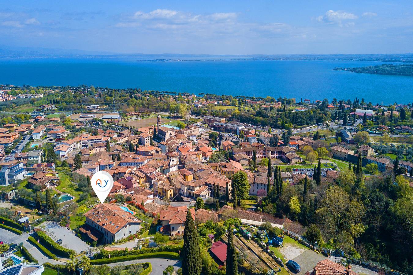 Ganze Wohnung, Agriturismo Apartment Vigilio heated pool and Ac in Padenghe sul Garda, Gardasee-Berge