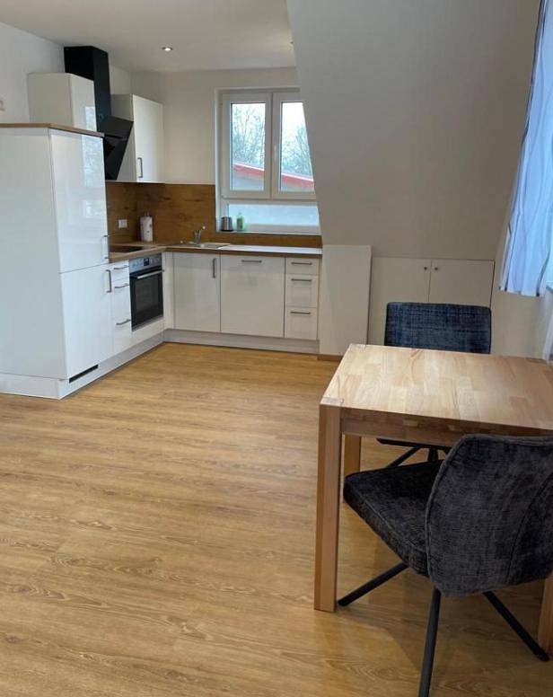 Ferienwohnung für 2 Personen, mit Ausblick und Balkon, kinderfreundlich - 1