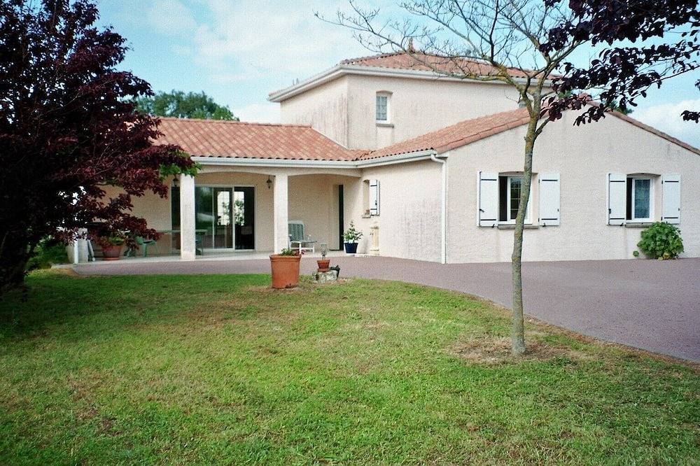 Belle maison proche de la mer in Bourcefranc-le-Chapus, Côte de Beauté
