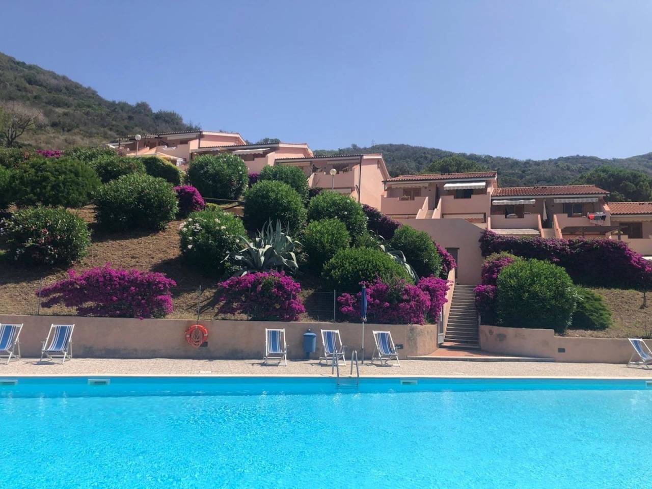 Appartamento intero, Cala Rossa Pool&Beach - Cala Rossa 35 con piscina su Nisportino in Nisporto, Riotorto