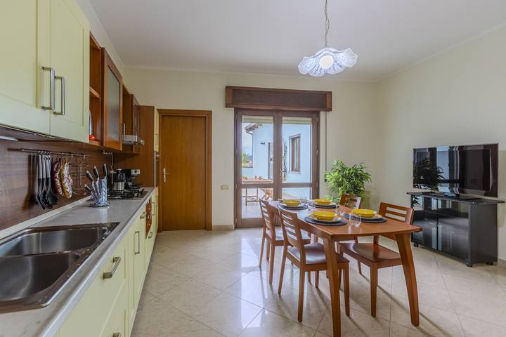 Ganze Wohnung, Il Rifugio dei Lettori con Terrazza in Giba, Sulcis Iglesiente