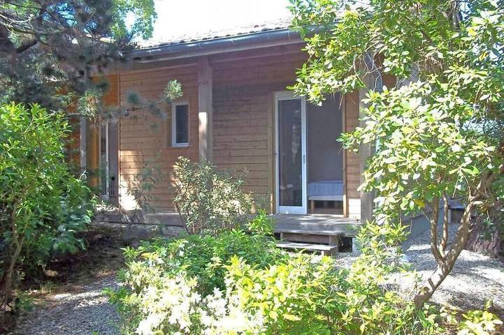 Location de vacances pour 4 personnes, avec jardin à Andernos-les-Bains