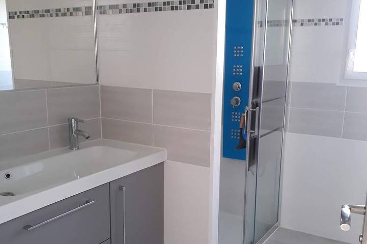 Gîte pour 6 personnes, avec jardin à Castelsagrat - 2