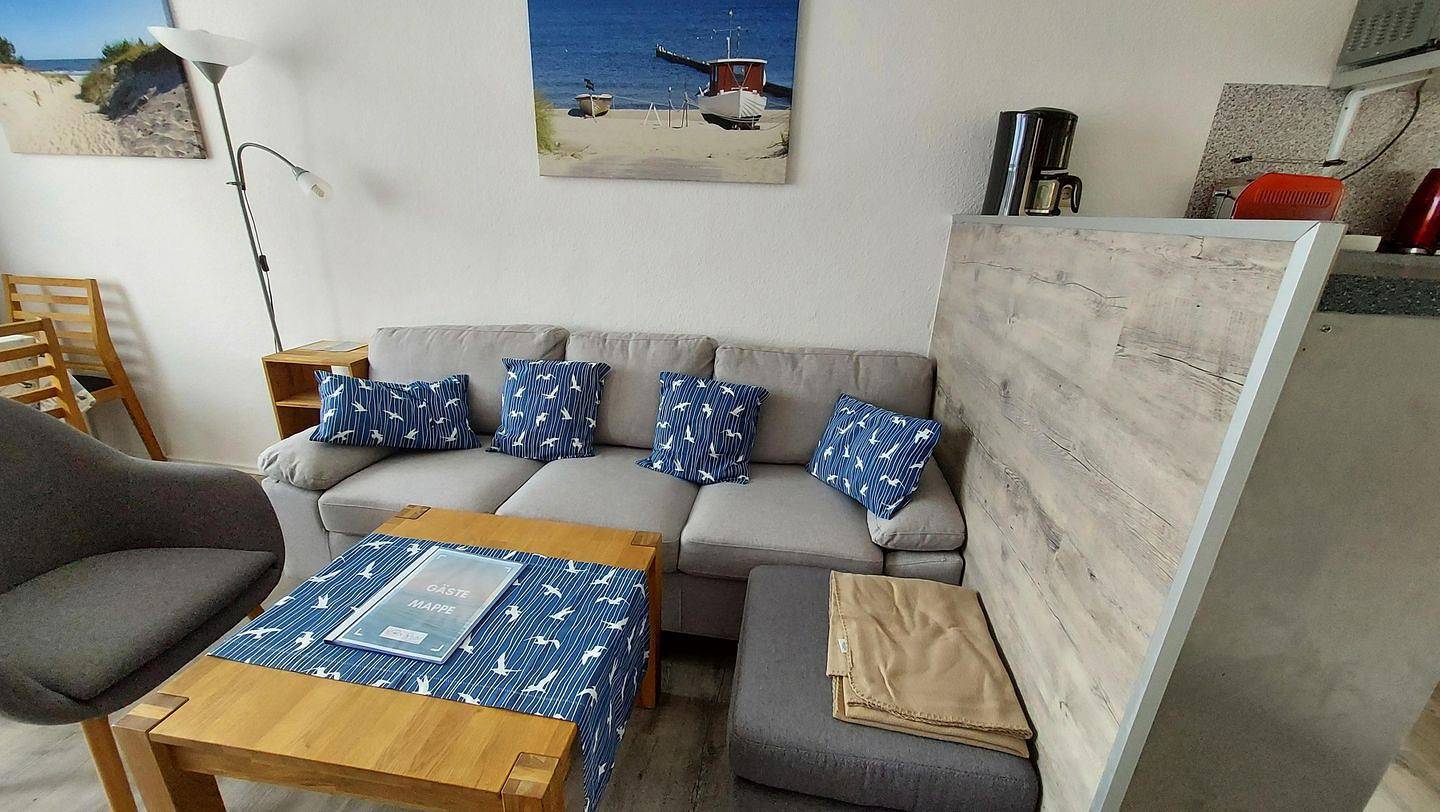 Ganze Wohnung, Ferienwohnung Ahoi: Strandnaher Rückzugsort für 4 Personen mit Terrasse und Wlan in Thiessow, Mönchgut