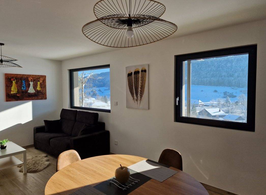 Appartement entier, Gîte "Au Doubs Moment", vue exceptionnelle et panoramique in Arçon, Jura Francais