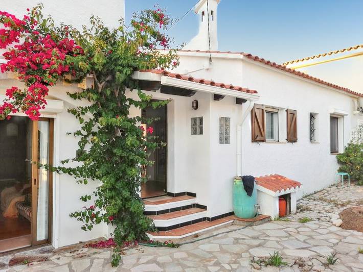 Chalet para 8 personas, con piscina y terraza en Provincia de Gerona - 3