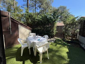 Gîte pour 4 personnes, avec jardin et terrasse dans Golf de la Méjanne