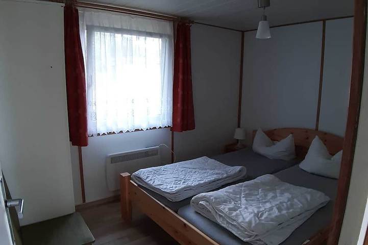 Bungalow für 4 Personen, mit Terrasse und Garten in Uckermark - 2
