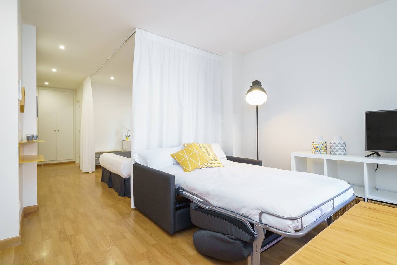 Estudio entero, Estudio para 4 personas con balcón in Valencia City Centre, Valencia