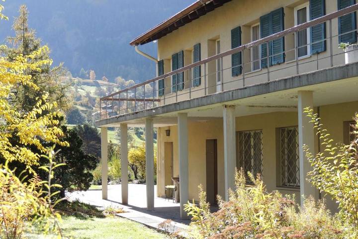 Location de vacances pour 4 personnes, avec terrasse et jardin dans Brigue - 2