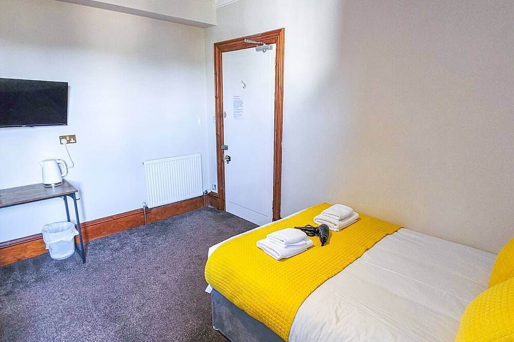 Mystayinn Melrose Villa Room 1 in Inverness, Highlands