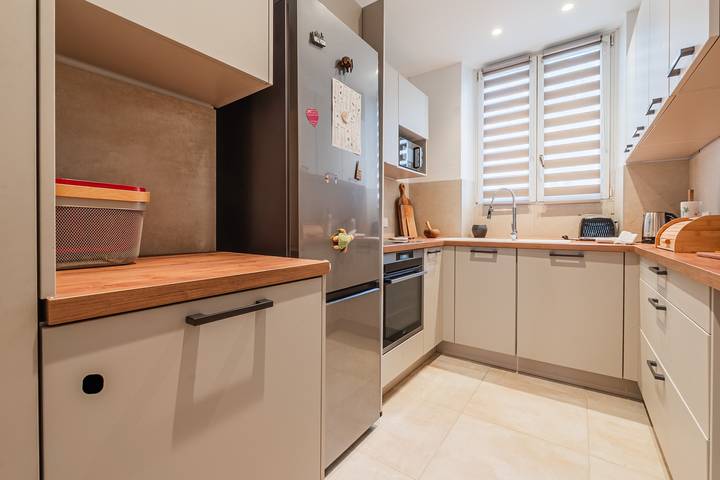 Apartamento entero, Apartamento de vacaciones para 4 personas con balcón in Estrasburgo, Región de Estrasburgo
