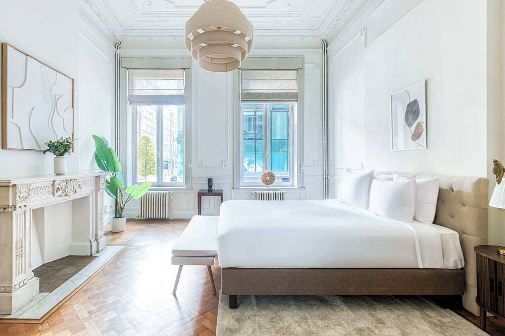 Entire apartment, Deluxe Two-Bedroom Mas in Brussels, Brussels region