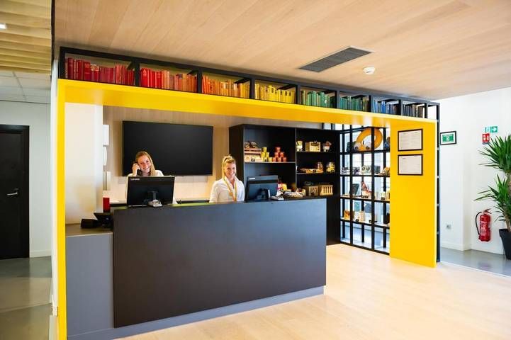 Location de vacances pour 16 personnes, avec jardin ainsi que piscine et vue à Bailly-Romainvilliers - 4