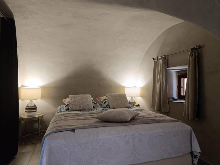 Location de vacances pour 5 personnes, avec Terrasse ainsi que Jacuzzi et Jardin à Santa-Lucia-di-Mercurio