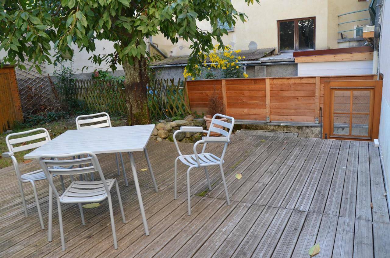 Appartement entier, Studio Apartment in Allevard, Isère