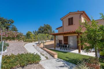 Studio für 4 Personen, mit Garten in Riparbella