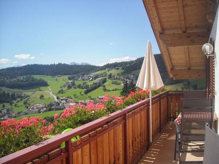 Hel lägenhet, Apartment 'Wiese' with Mountain View, Shared Garden and Wi-Fi in Mölten, Sarntal Alperne