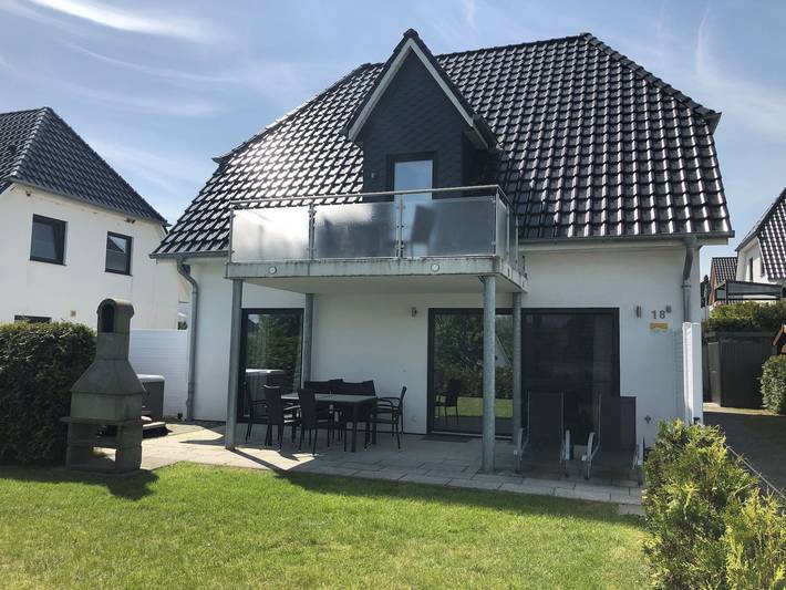 Ferienhaus für 7 Personen, mit Garten und Balkon sowie Sauna in Mecklenburgische Seenplatte - 4