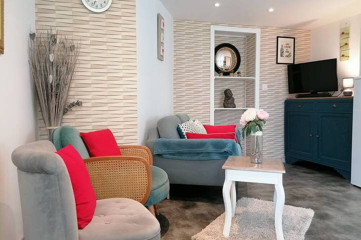 Location de vacances pour 4 personnes, avec jacuzzi ainsi que jardin et sauna dans Bellevigne-en-Layon