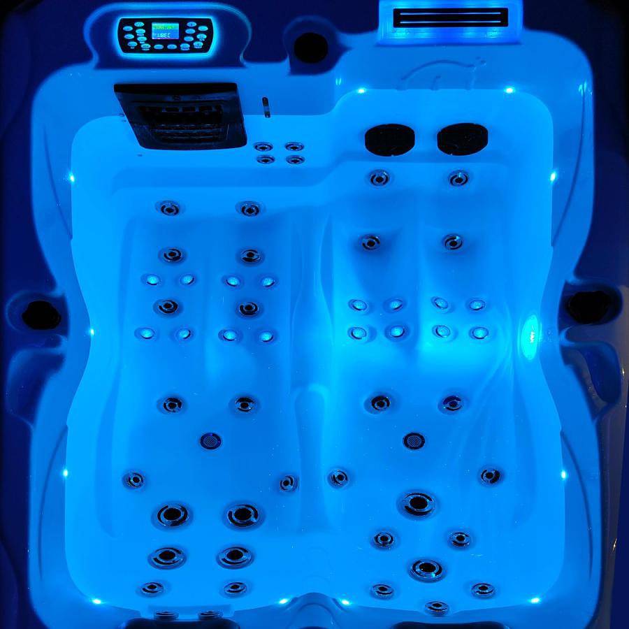La Gaillardise - love room - Spa & Sauna - Espace privatif in Brive-la-Gaillarde, Région de Brive-la-Gaillarde