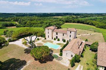 Château pour 10 personnes, avec jardin en Gironde