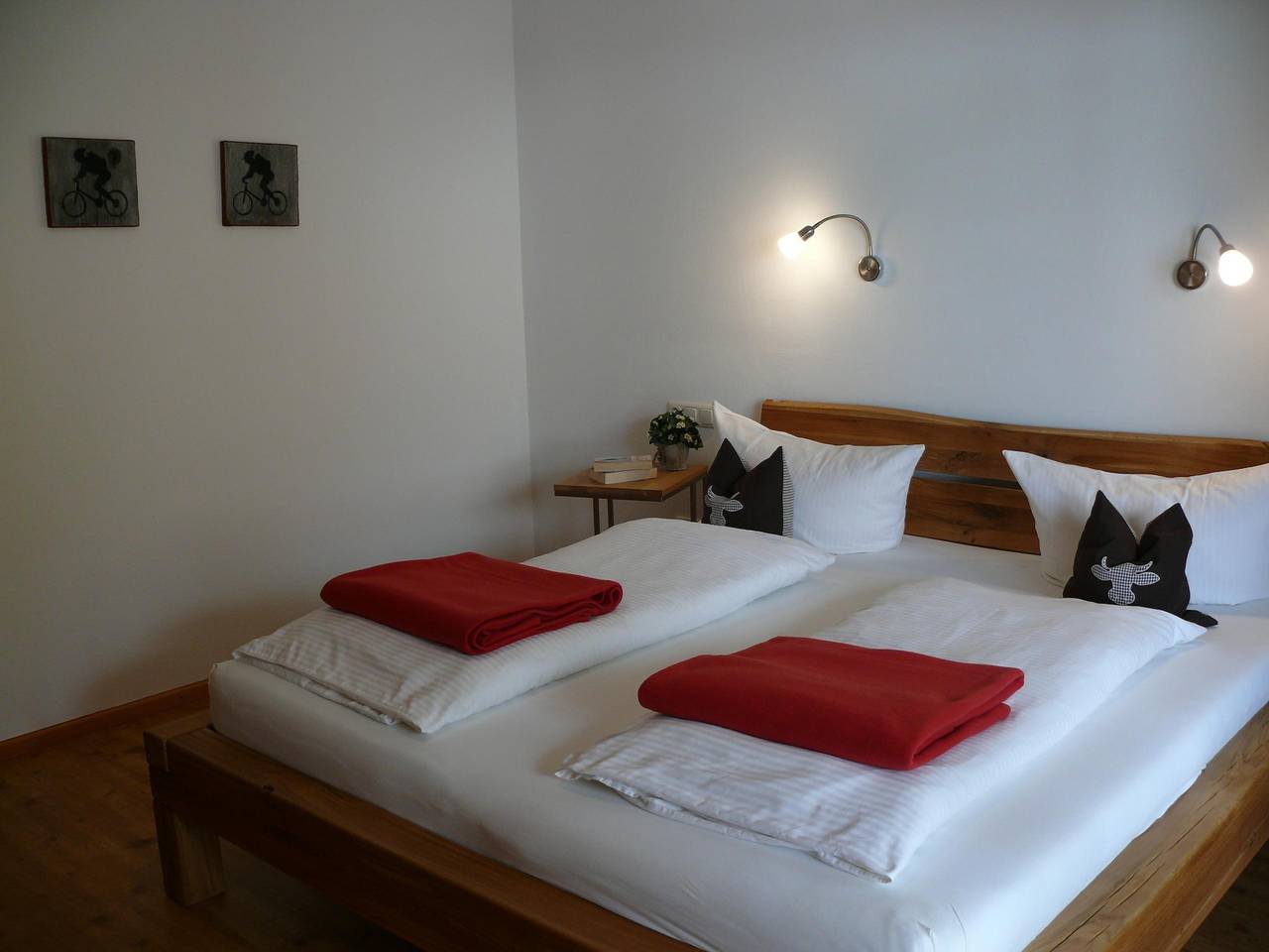 Ganze Ferienwohnung, Fewo 6, 1 Schlafraum, Bad/Wc, Bergblick in Garmisch-Partenkirchen, Bayerische Alpen