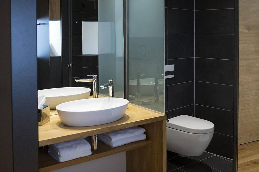 \"Kirchlay\" comfort room - Riesling district Mosel Wein Hotel in Kröv, Bernkastel-Kues y alrededores