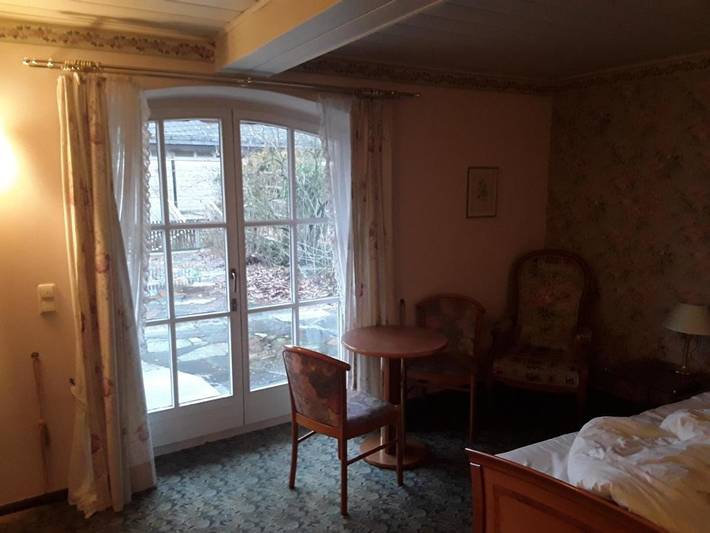 Hotel für 2 Personen, mit Balkon und Terrasse sowie Ausblick in Wiesenttal - 4