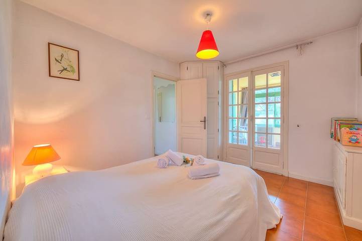 Location de vacances pour 6 personnes, avec jardin dans Marineland (Juan-les-Pins) - 3