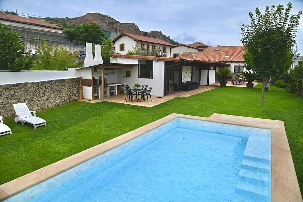 Studio12 vacation home with special charm in Santander, Kantabrische Küste