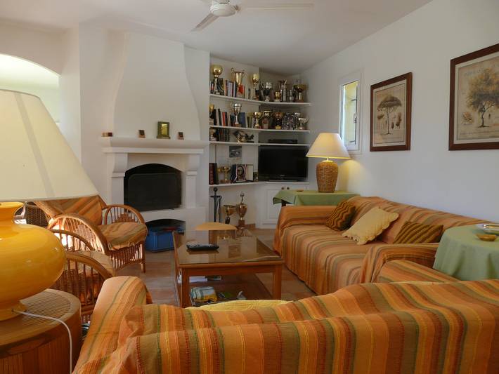 Location de vacances pour 10 personnes, avec jardin à Mouriès - 3