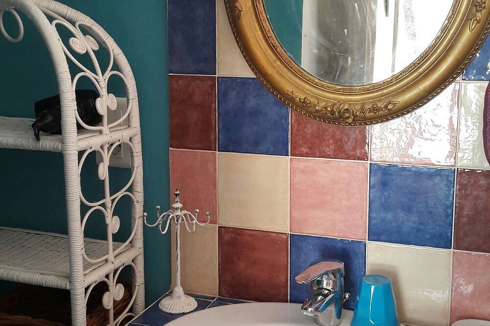 Chambre d'hôtes  à 10 mn d'Ajaccio et des plages, piscine. in Afa, Région d'Ajaccio