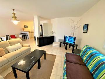 Gîte pour 4 personnes, avec terrasse dans Coz-Pors