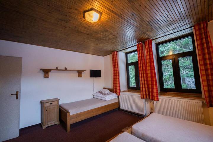 Ferienhaus für 35 Personen, mit Sauna und Ausblick sowie Garten im Böhmerwald - 3
