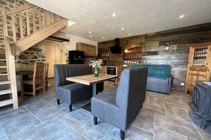 Gîte pour 6 personnes, avec sauna ainsi que jacuzzi et jardin à Saint-Étienne-en-Coglès - 3