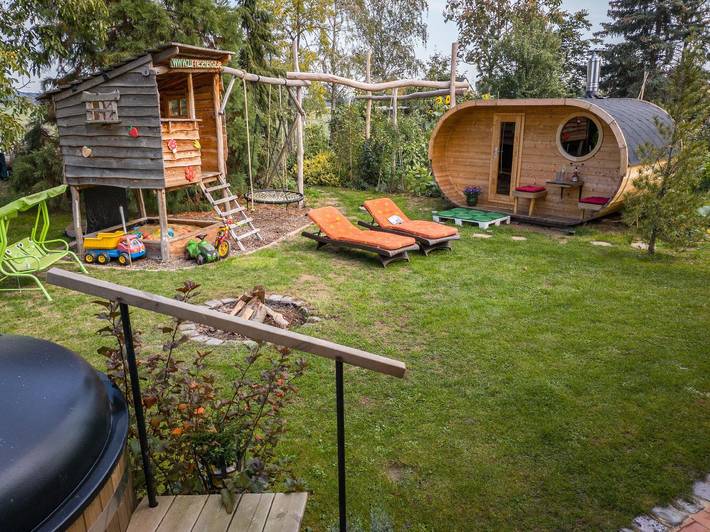 Ferienwohnung für 4 Personen, mit Whirlpool und Garten sowie Sauna in Bautzen und Umgebung