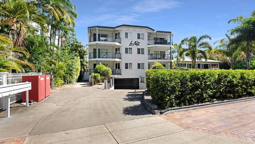 Holiday letting for 4 people, with balcony/terrace and pool in Fraser Island