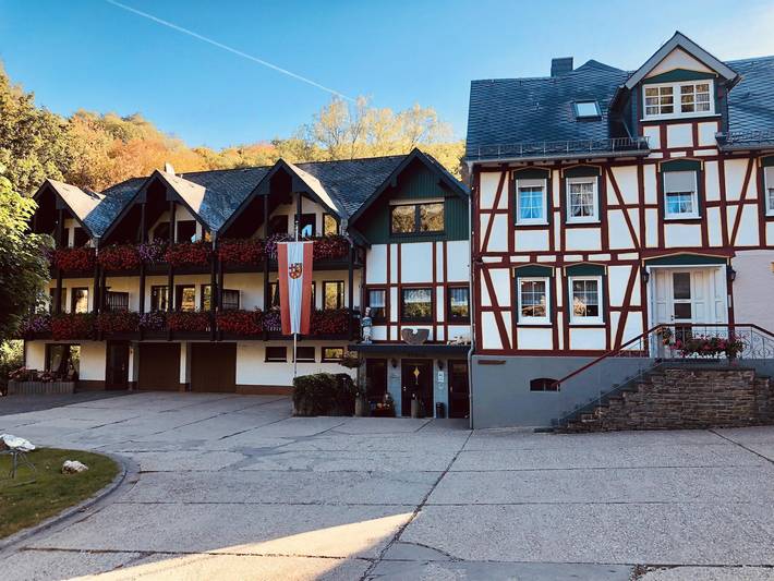 Hotel für 6 Personen, mit Terrasse und Garten in Emmelshausen